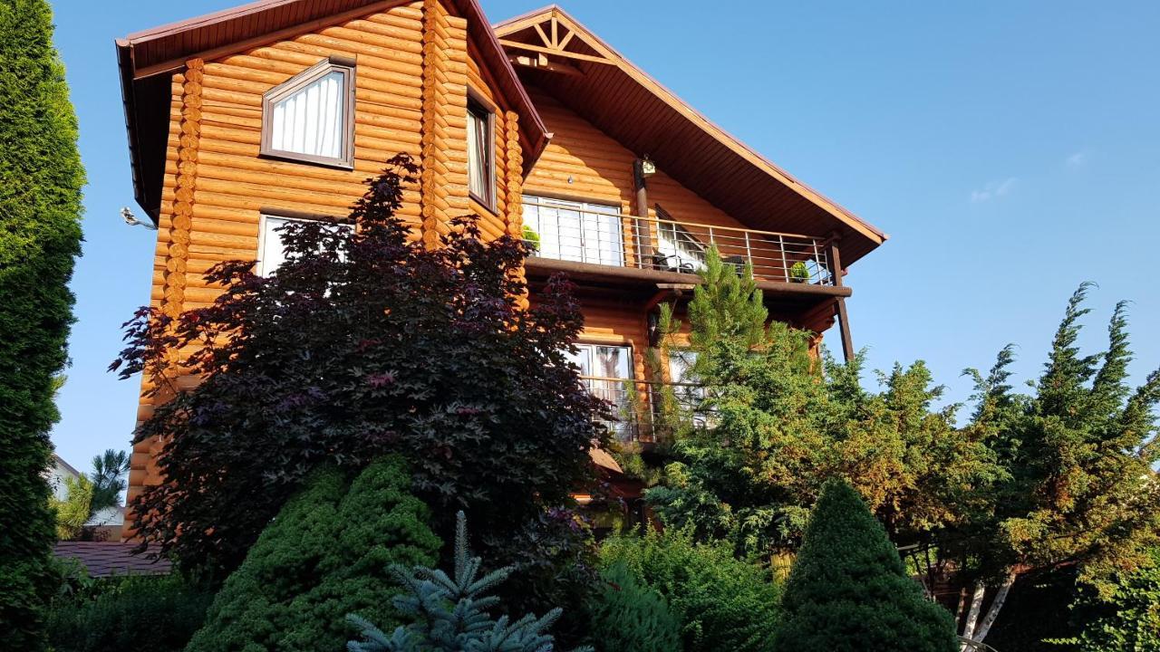 Luxury Villa With Pool And Sauna Csernyivci Kültér fotó