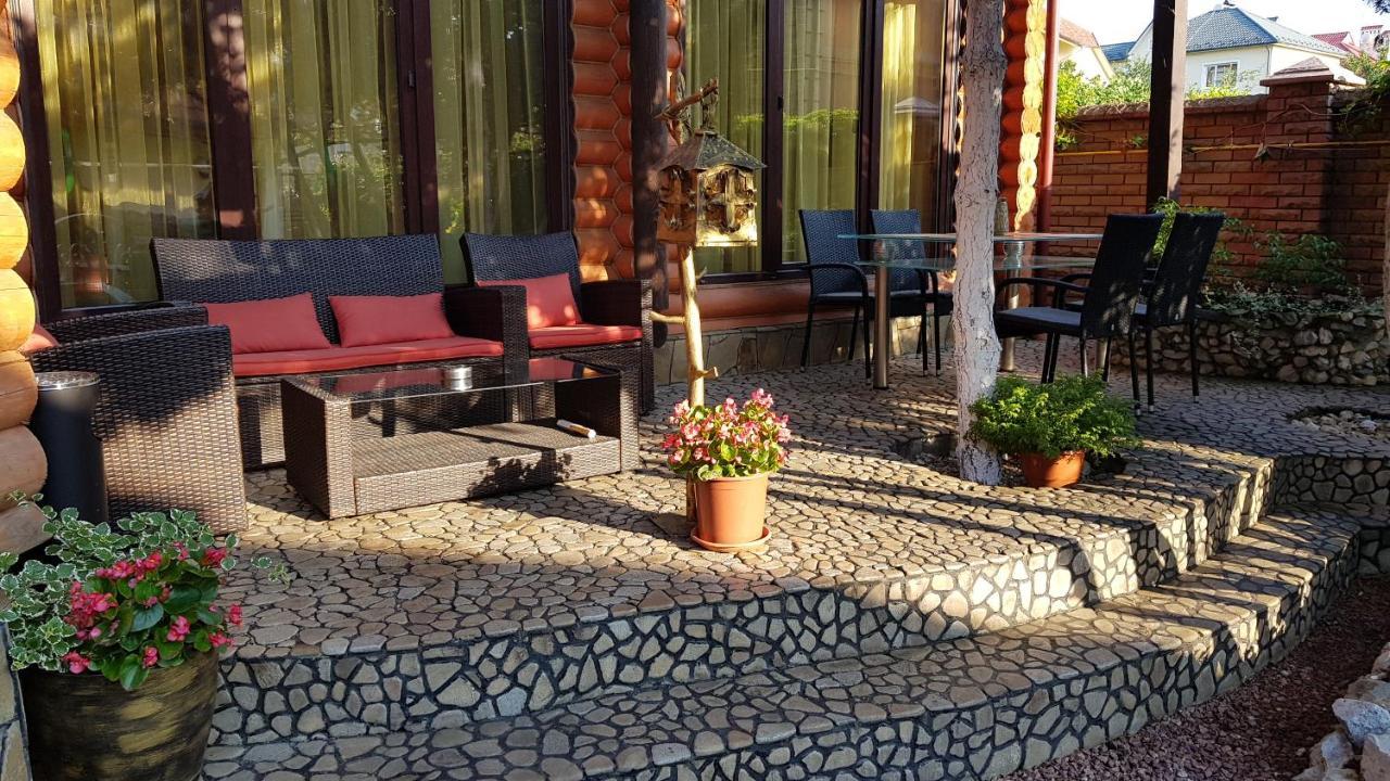 Luxury Villa With Pool And Sauna Csernyivci Kültér fotó