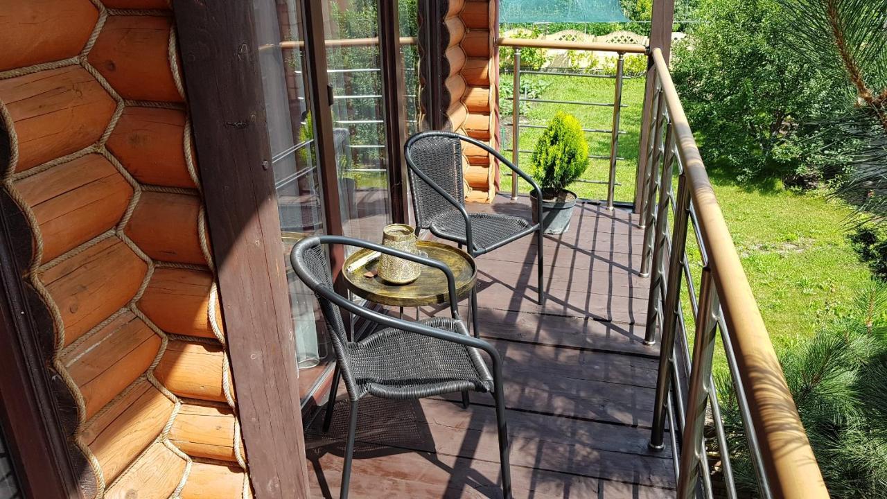 Luxury Villa With Pool And Sauna Csernyivci Kültér fotó
