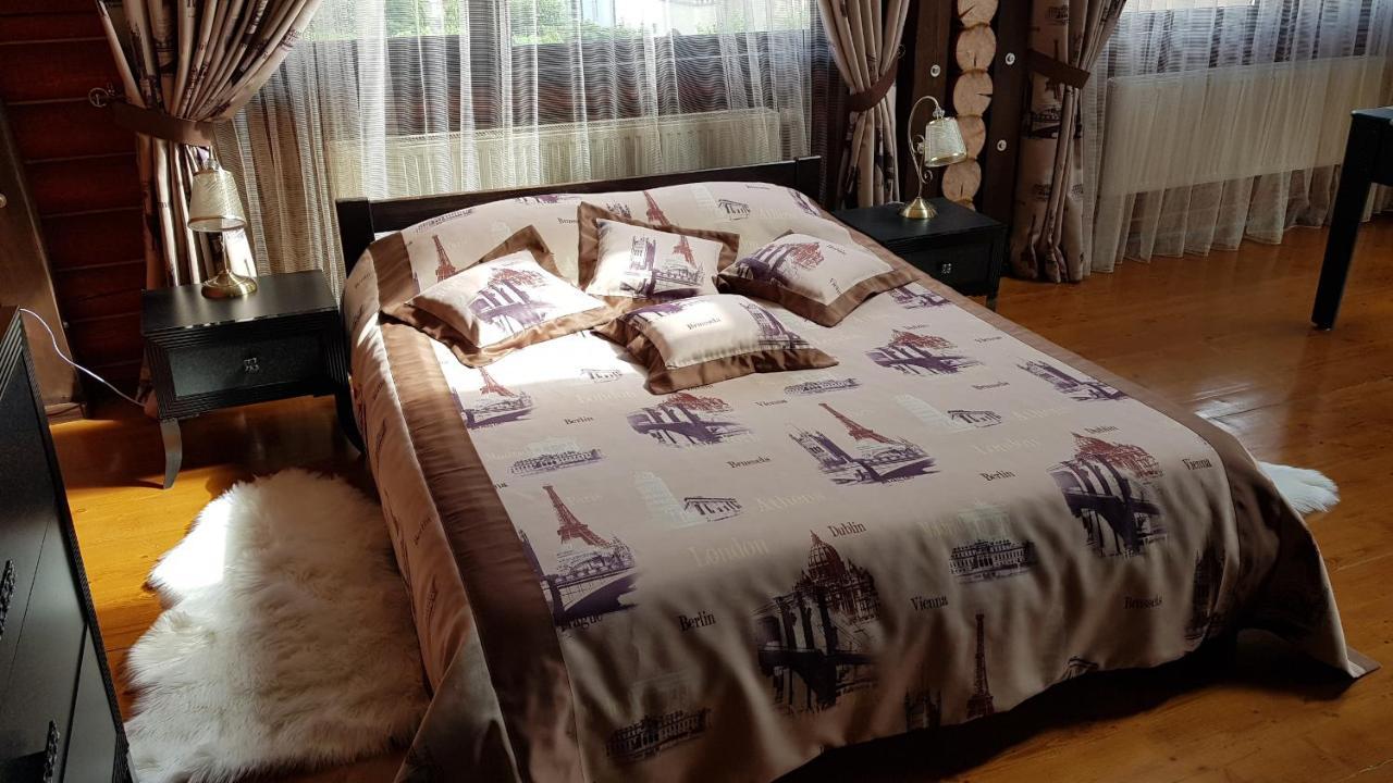 Luxury Villa With Pool And Sauna Csernyivci Kültér fotó