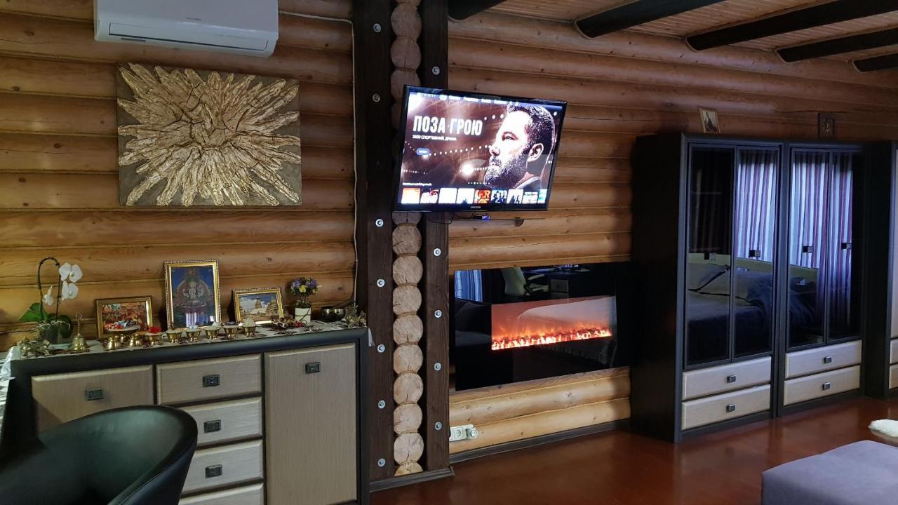 Luxury Villa With Pool And Sauna Csernyivci Kültér fotó