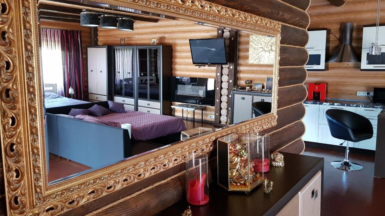 Luxury Villa With Pool And Sauna Csernyivci Kültér fotó