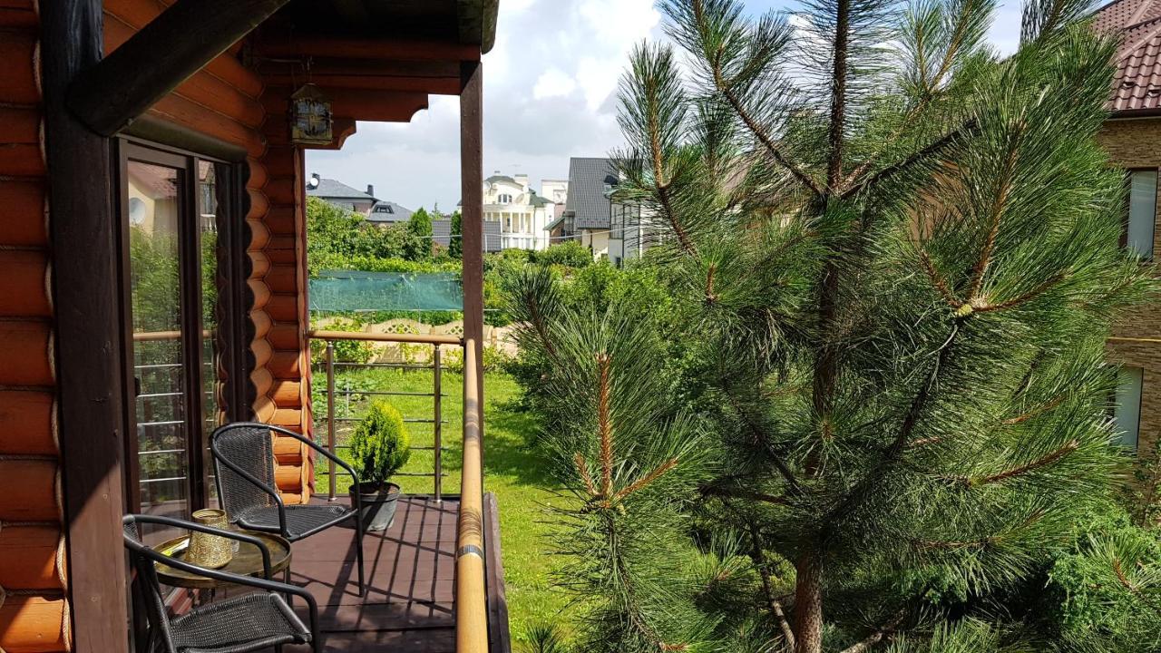 Luxury Villa With Pool And Sauna Csernyivci Kültér fotó