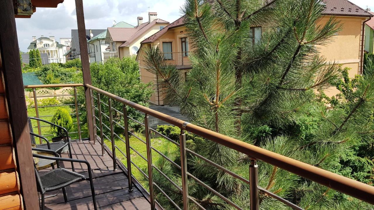 Luxury Villa With Pool And Sauna Csernyivci Kültér fotó